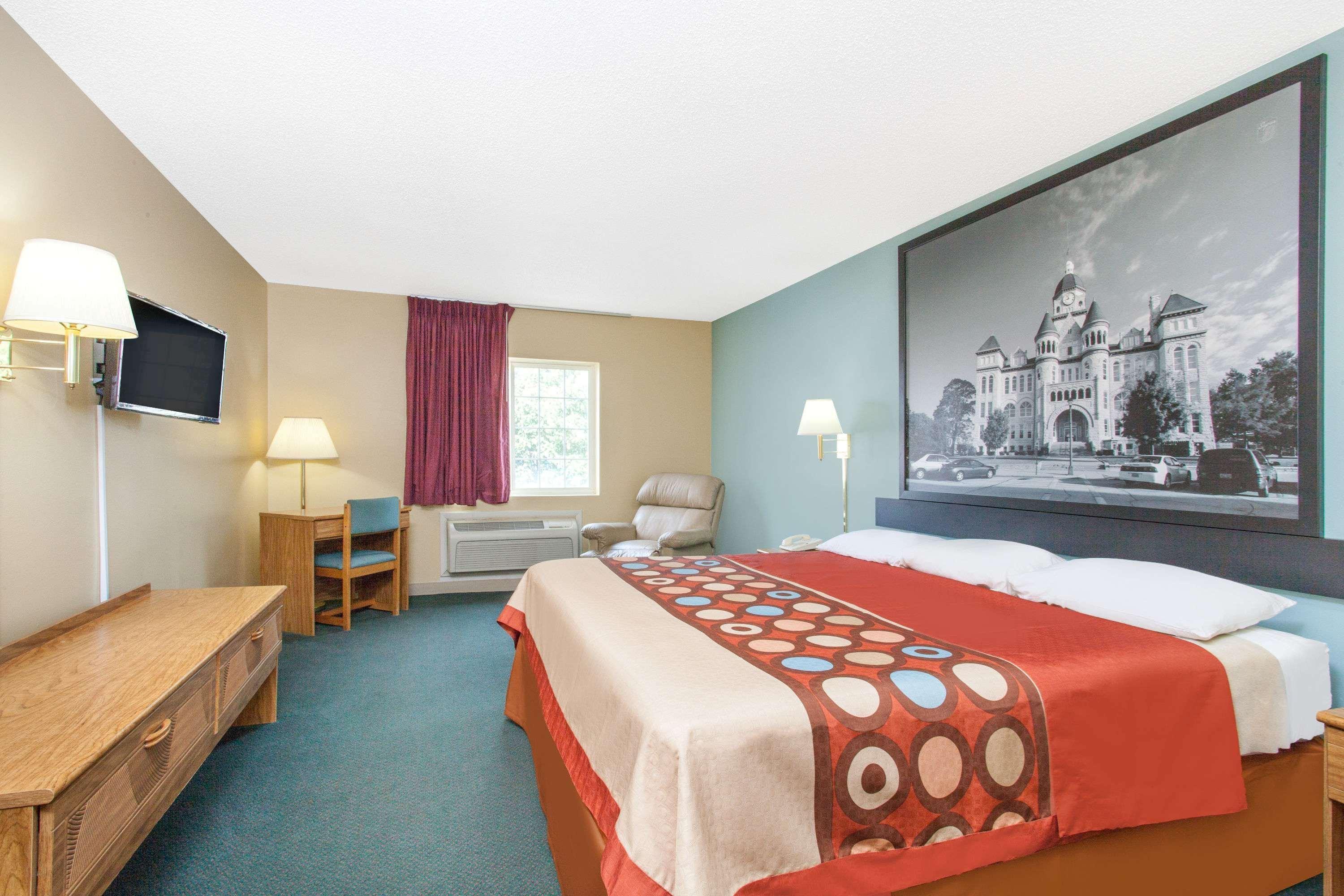 Super 8 By Wyndham Carthage Hotel Luaran gambar